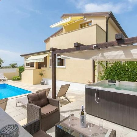 Gimy Villa&App 1 Porec Gedići Buitenkant foto