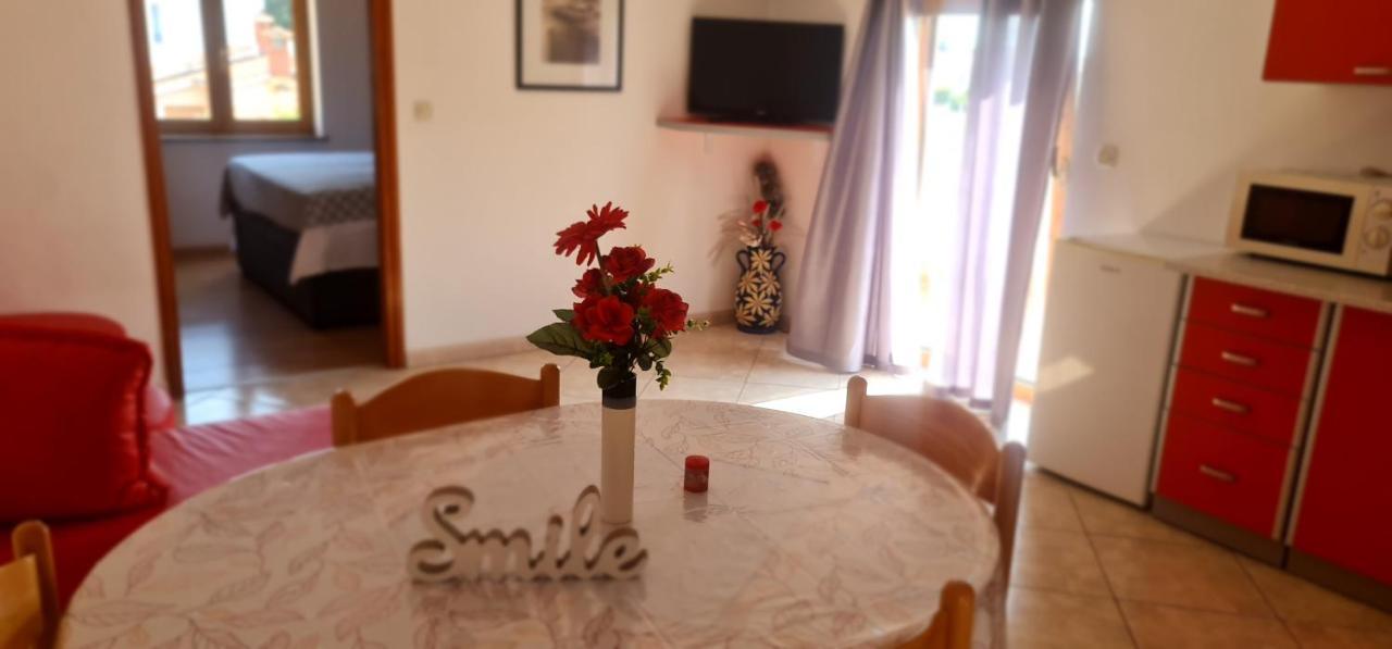 Gimy Villa&App 1 Porec Gedići Buitenkant foto